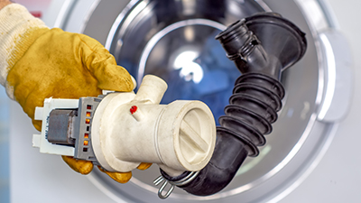 Comment changer la pompe de vidange d’un lave-linge ?